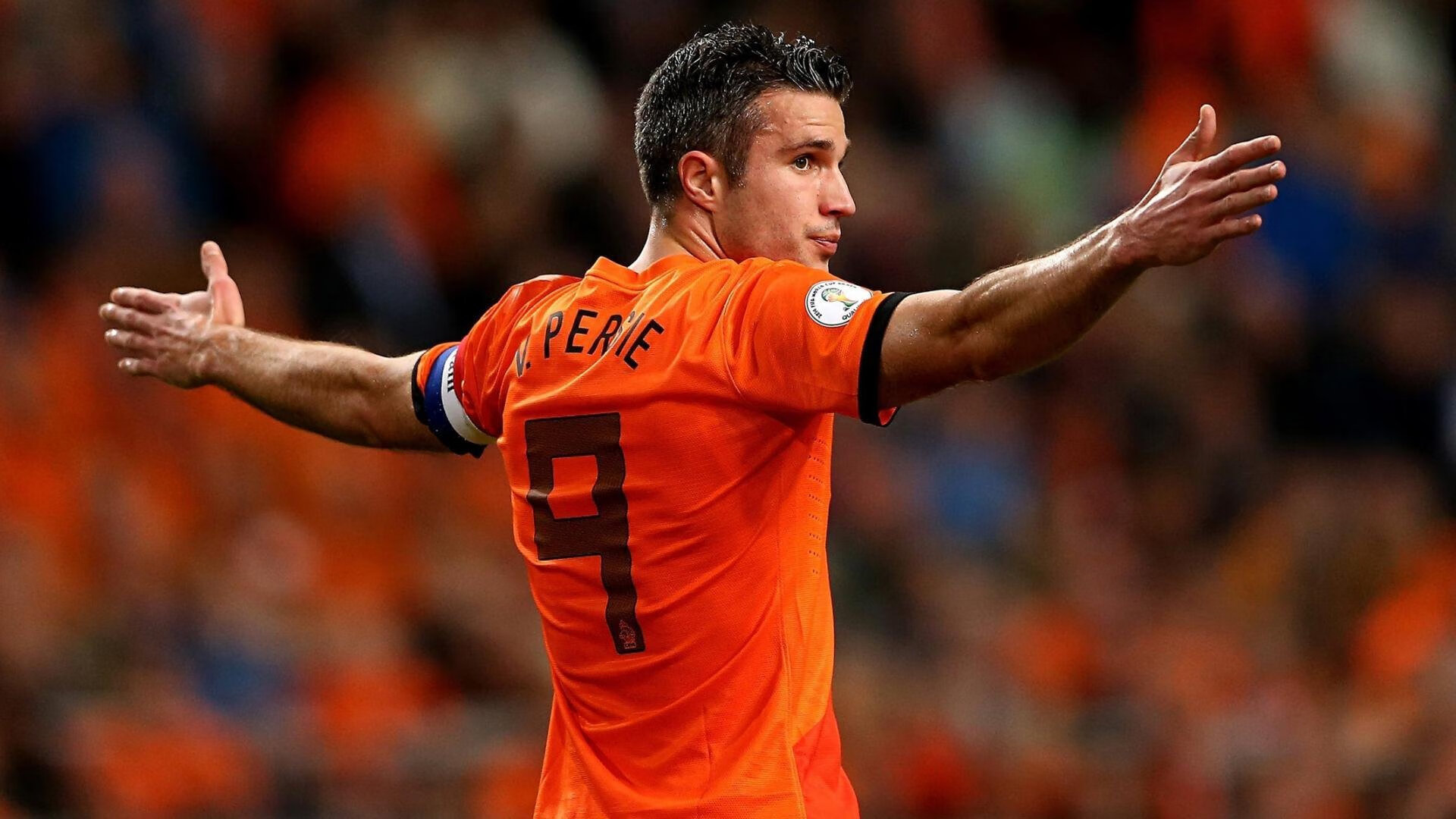 智能数据分析：提升比赛中的战略水平，智能化数据平台